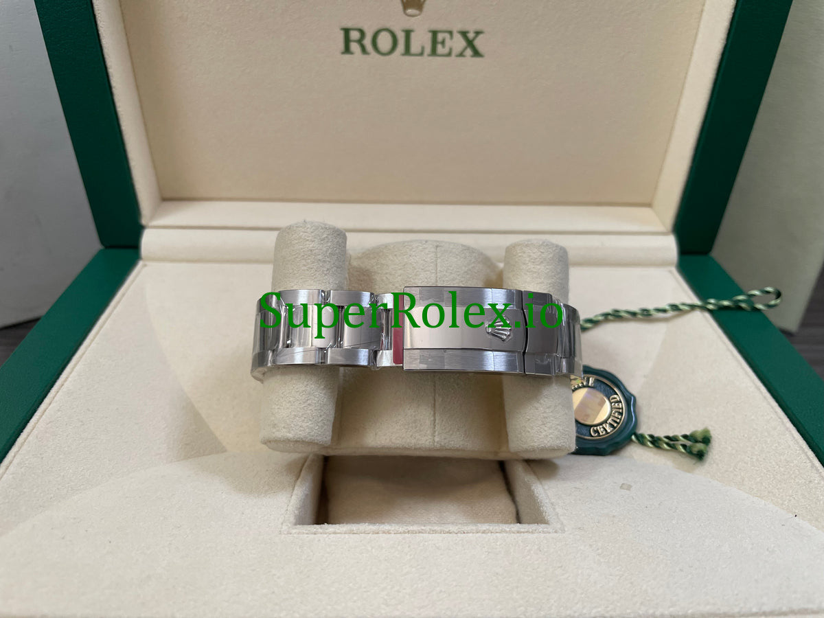 Rolex Milgauss 40MM Blue Dial Ref.116400GV - Green Crystal