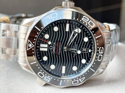 2018 Seamaster Diver 300M SS VSF 1:1 Best Edition Bezel BLACK Dial on SS Bracelet A2824 decorated to CAL.8800