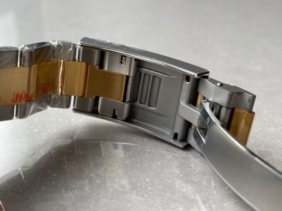 CLEAN FACTORY 1:1 Rolex Submariner 116613LB Bluesy 904L YG/SS Blue Dial VR3235