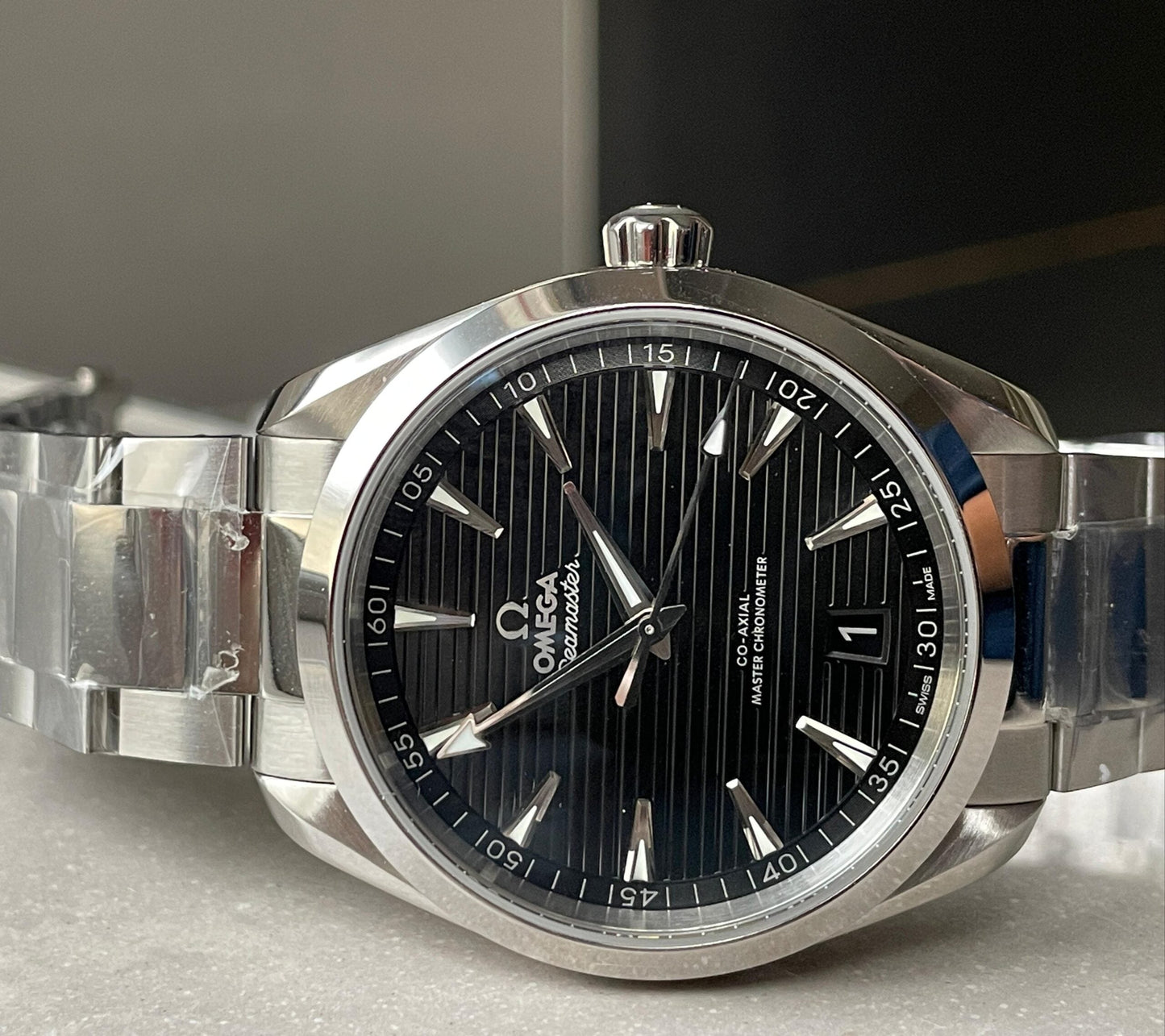 AQUA TERRA 150M MASTER CHRONOMETERS VSF 1:1 BEST EDITION BLACK DIAL SILVER SECOND HAND ON SS BRACELET A8900