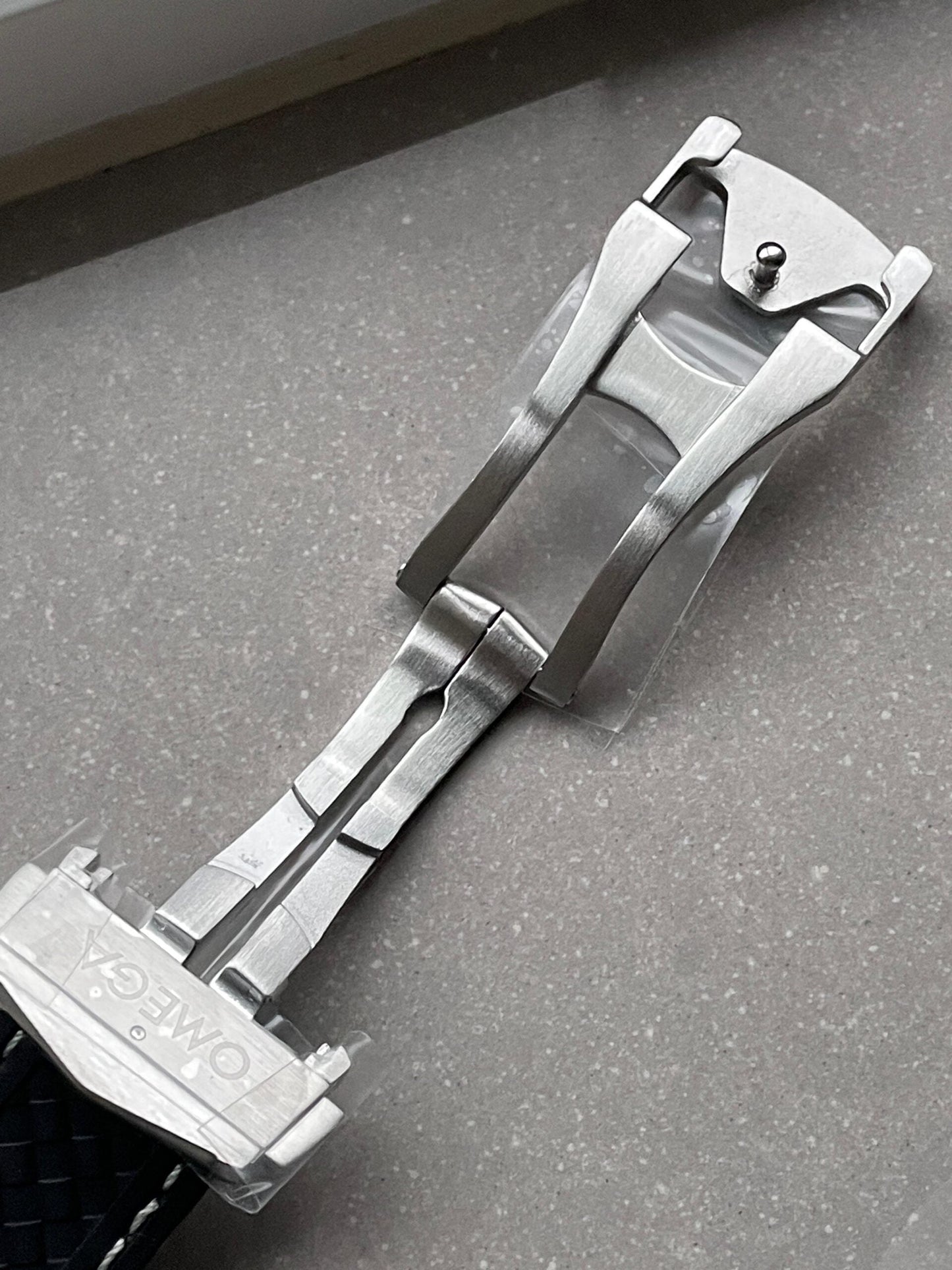 Omega Seamaster Aqua Terra GMT Titanium Worldtimer 43mm Ti Black Dial on Rubber Strap VSF A8938