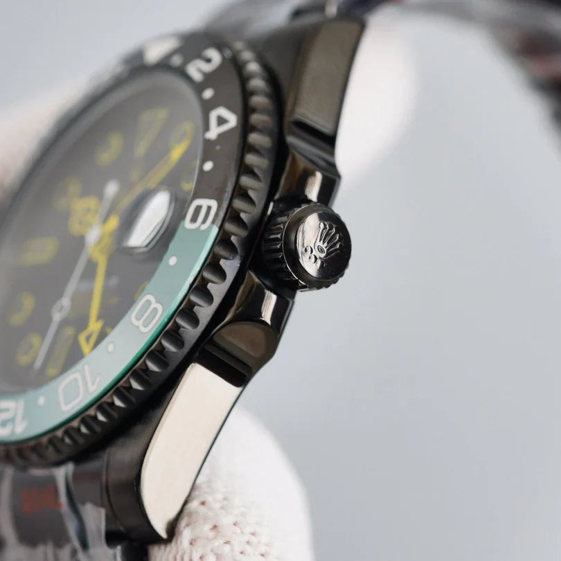 GMT-MASTER II CUSTOM GREEN BLACK BEZEL