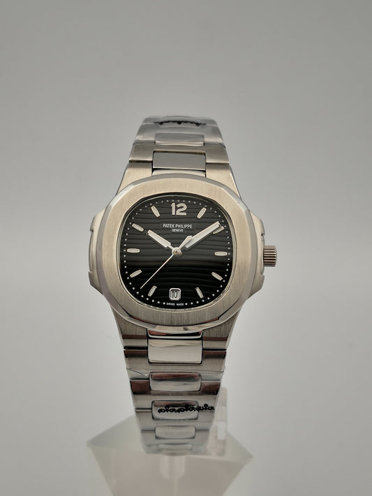 Patek Philippe Nautilus 4700/1-26 MM