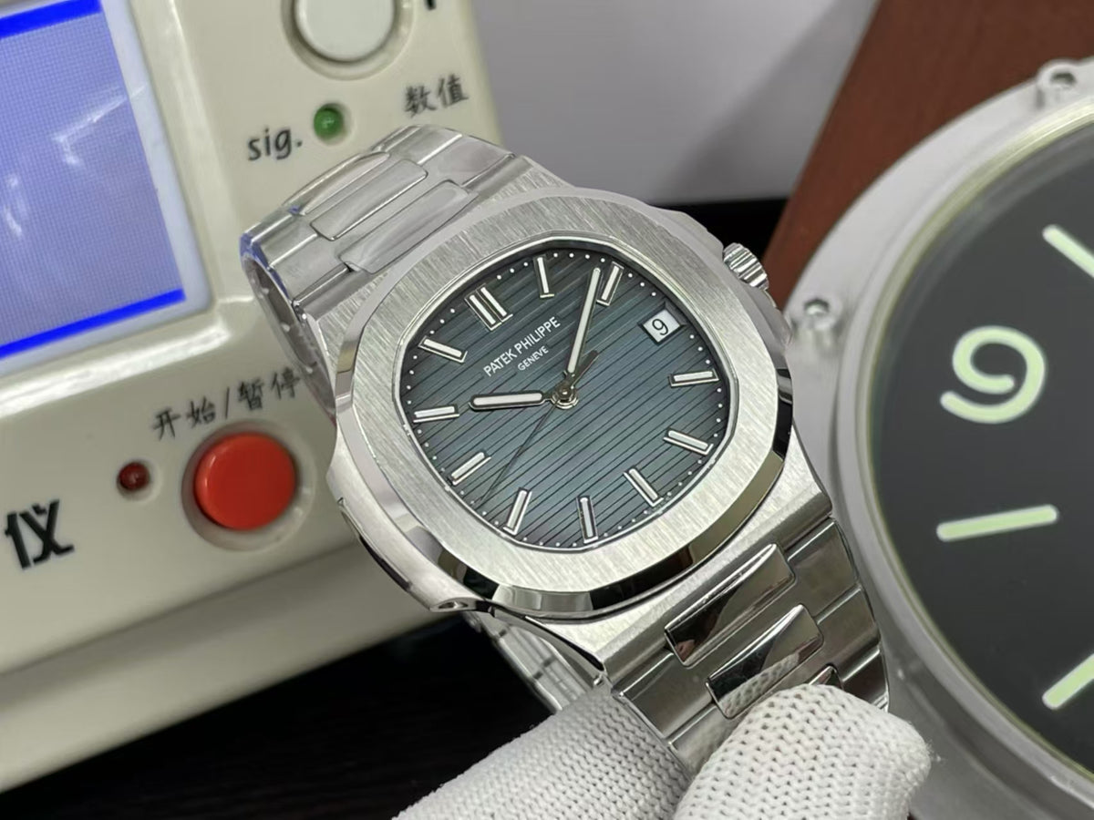 1:1 Exact pp Nautilus 5711 from 3K Factory with SW Dial And Hands