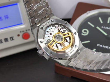 ap Royal Oak 15500 White Dial with 4302