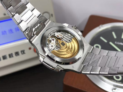 pp Nautilus 5711 Stainless Steel Case Blue/Grey Dial 330 Movement