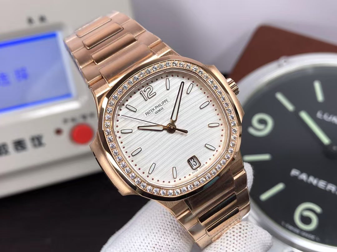 pp Nautilus Ladies 7118 Rose Gold Case White Dial Diamond Bezel with 324 Movement
