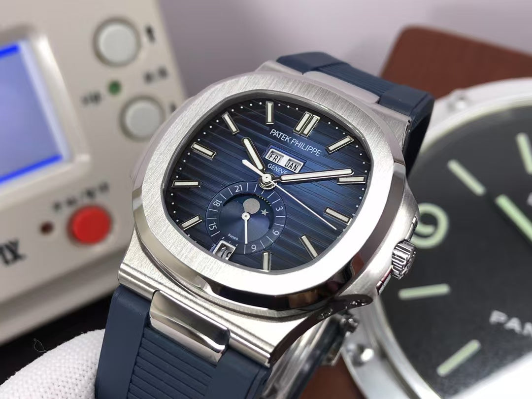 pp Nautilus Annual Calendar 5726 Blue Dial Blue Rubber Band 324 Movement