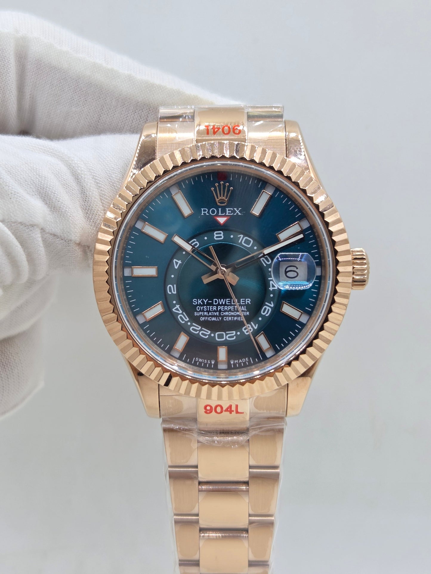 Noob FACTORY 1:1 Rolex Sky-Dweller 326935 RG/SS Turquosi Dial