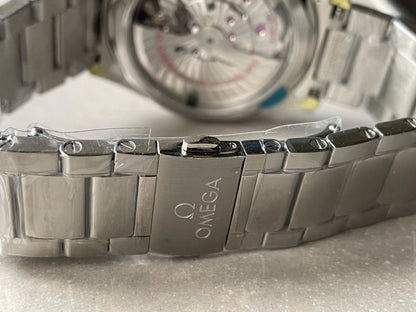 AQUA TERRA 150M MASTER CHRONOMETERS VSF 1:1 BEST EDITION BLACK DIAL SILVER SECOND HAND ON SS BRACELET A8900