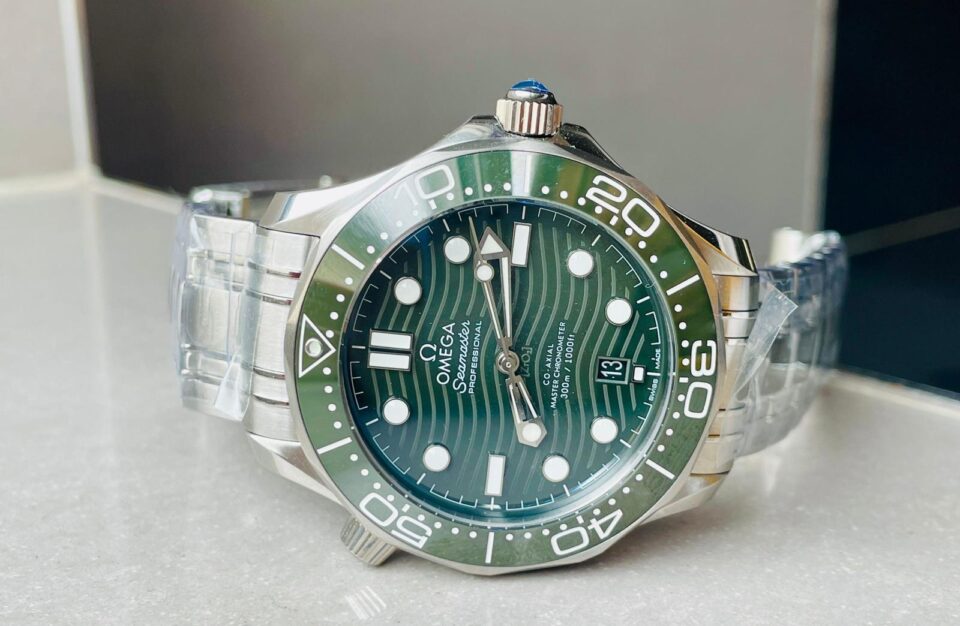 Seamaster Diver 300M SS/Green Ceramic Bezel ORF 1:1 Best Edition Green Dial on SS Bracelet A8800