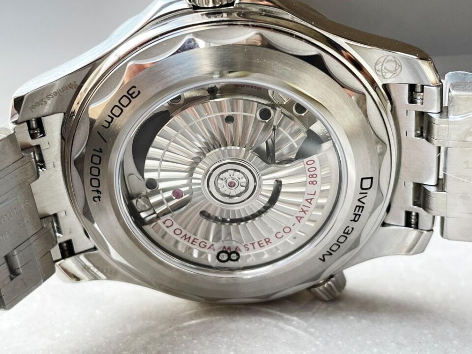 2018 Seamaster Diver 300M SS VSF 1:1 Best Edition Bezel BLACK Dial on SS Bracelet A2824 decorated to CAL.8800