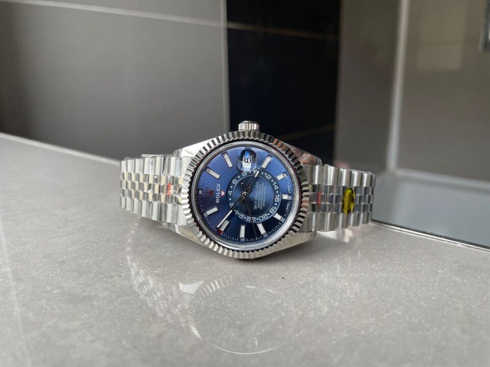 Noob FACTORY 1:1 Rolex Sky-Dweller 326935 SS Blue Dial