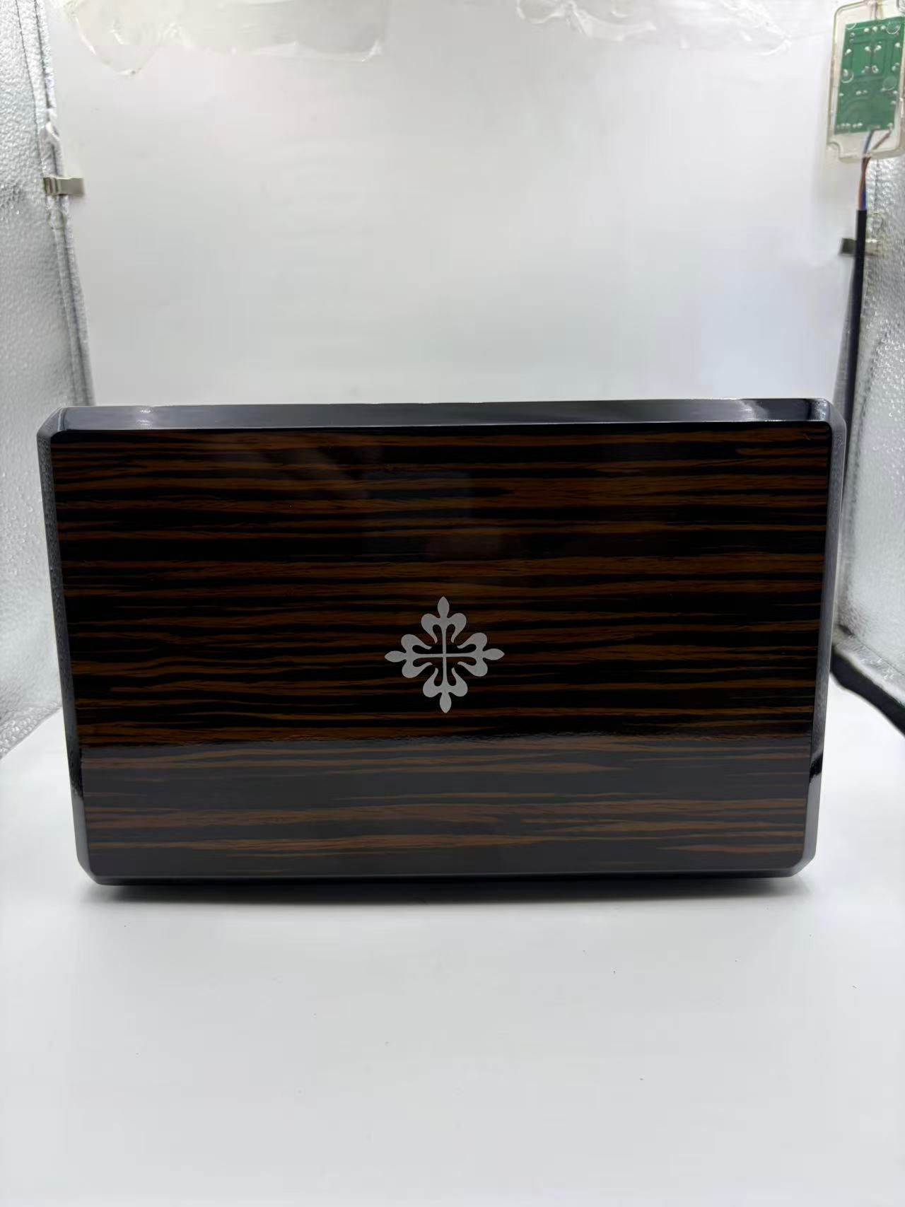 Patek Philippe Premium Watch Box