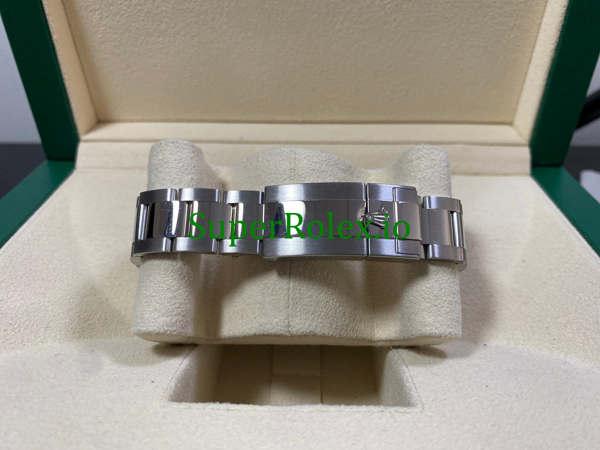 Rolex GMT-Master II 40mm Steel Oyster Ref.116710LN - Black Dial