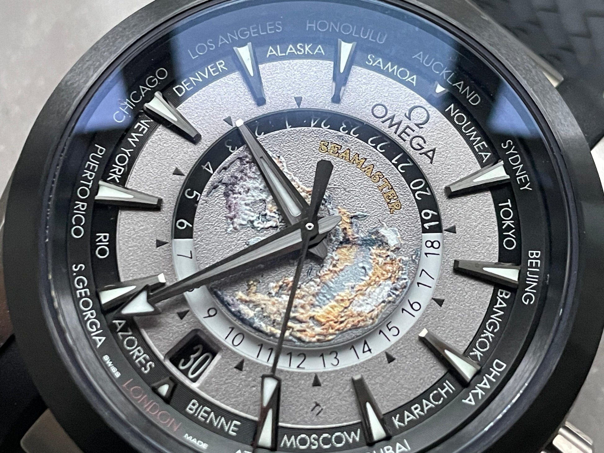 Omega Seamaster Aqua Terra GMT Titanium Worldtimer 43mm Ti Black Dial on Rubber Strap VSF A8938