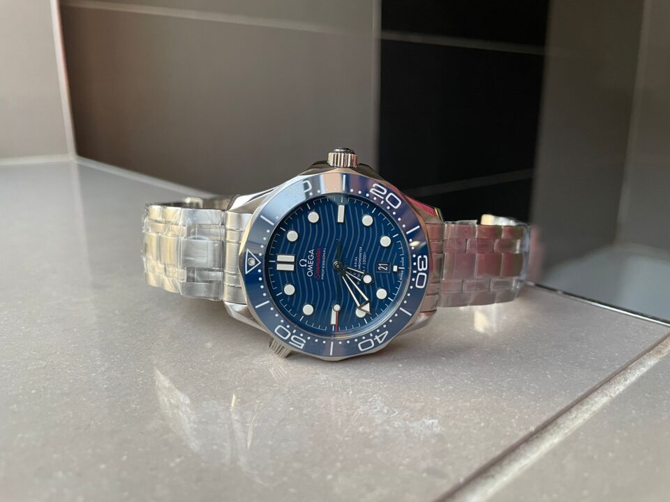 Seamaster Diver 300M VSF 1:1 Best Edition Blue Ceramic Blue Dial on SS Bracelet A8800 V2