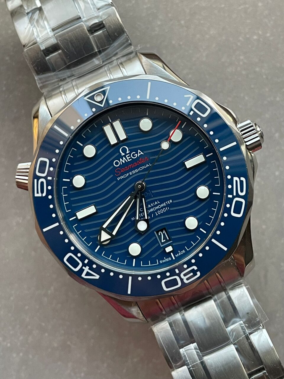 Seamaster Diver 300M VSF 1:1 Best Edition Blue Ceramic Blue Dial on SS Bracelet A8800 V2