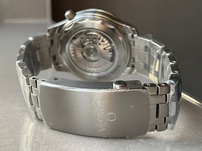 Seamaster Diver 300M SS VSF 1:1 Best Edition Black Bezel White Dial on SS Bracelet A8800 ( Extra Rubber Strap)