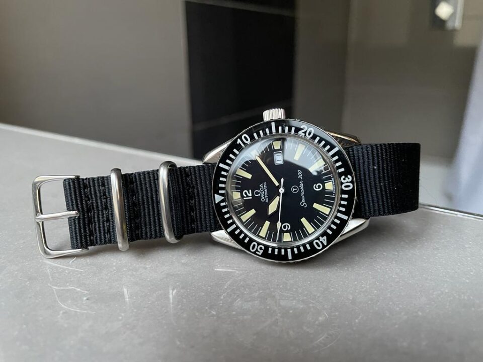 Omega Vintage Seamaster 300 Military Date Automatic Mens Watch