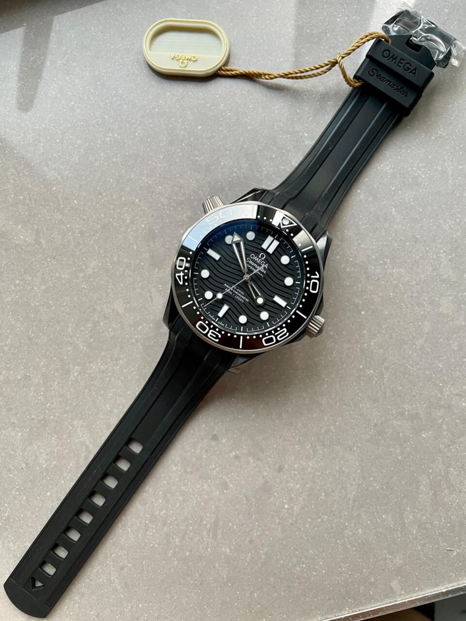 Seamaster Diver 300M 43.5mm VSF 1:1 Best Edition Ceramic Case Black Dial on Black Rubber Strap A8806