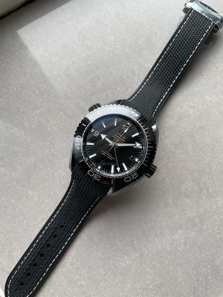Omega Seamaster Planet Ocean 600M Deep Black In Red GMT 215.92.46.22.01.001 VSF PVD Black Dial Swiss 8906