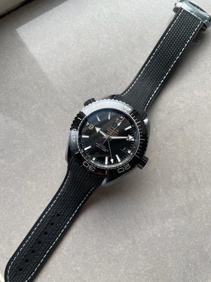 Omega Seamaster Planet Ocean 600M Deep Black In Red GMT 215.92.46.22.01.001 VSF PVD Black Dial Swiss 8906