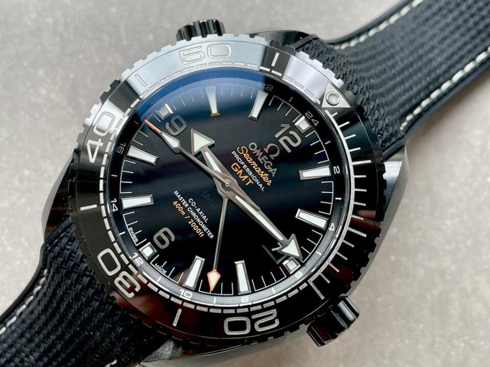 Omega Seamaster Planet Ocean 600M Deep Black In Red GMT 215.92.46.22.01.001 VSF PVD Black Dial Swiss 8906