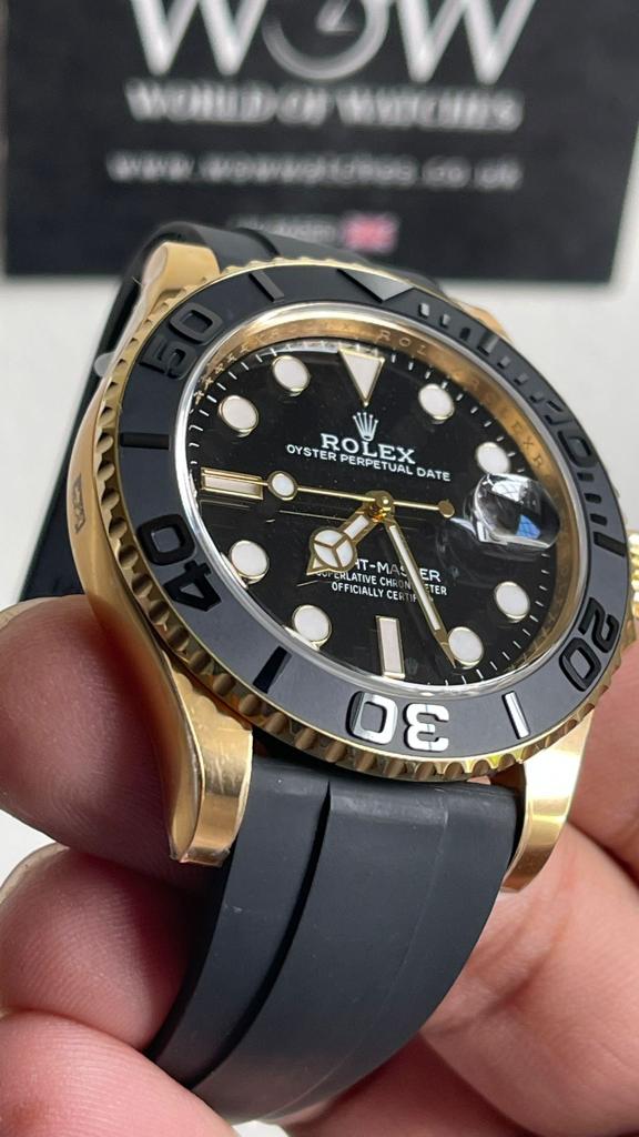 CLEAN FACTORY 1:1 Rolex Yacht-Master 42mm 226658 YG Black Dial on Rubber Strap VR3235