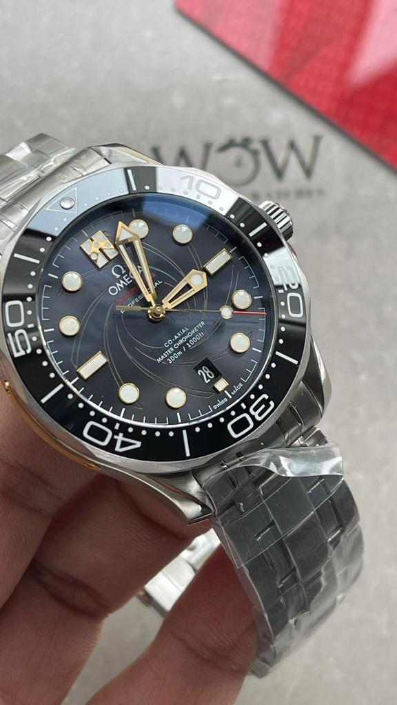 Seamaster Diver 300m Co-Axial Master Chronometer “James Bond 007 ” SS Black Dial on SS Bracelet VSF ORF Asia 8800  50TH ANNIVERSARY