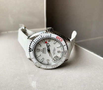 Planet Ocean SEAMASTER 39.5mm Olympic Games SS VSF 1:1 Best Edition White Dial on White Rubber Strap A8800