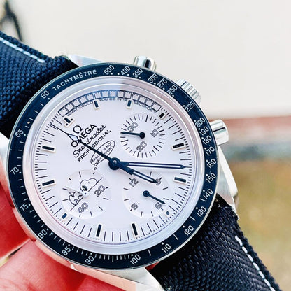 Speedmaster SS Snoopy Sapphire Crystal White Dial on Black Nylon Strap Manual Winding Chrono Movement