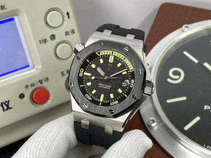 ap ROO Diver 15720 Ceramic Bezel with Super 4308 Movement