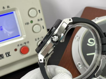 ap ROO Diver 15720 Ceramic Bezel with Super 4308 Movement