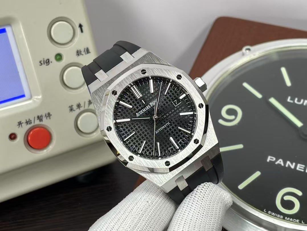 ap Royal Oak 15400 Black Dial Black Rubber Band with Super 3120 Movement