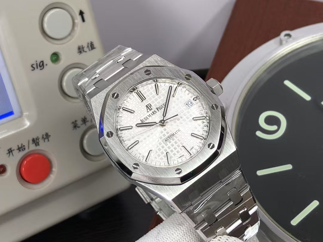 ap Royal Oak 37mm 15450 White Dial with Super 3120 Movement