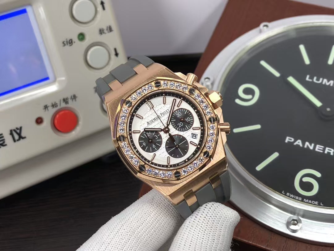RXWF ap Royal Oak 26231 37mm Swiss Quartz Movement Rose Gold Case Diamond Bezel