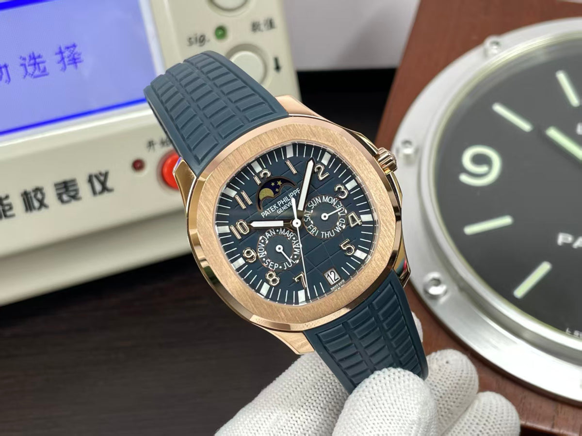 pp Aquanaut 5261 Moon Phase Blue Dial Blue Rubber Band