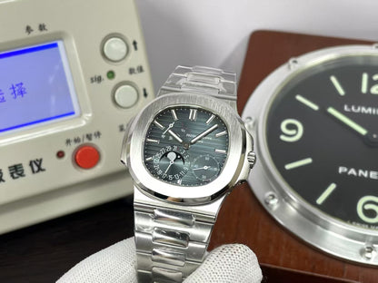 The Most High end 1:1 pp Nautilus Moon Phase 5712 with SW Dial