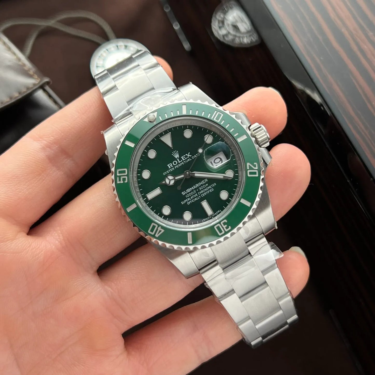 Rolex Submariner Green Dial 116610LV “Hulk”