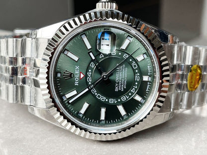 Noob FACTORY 1:1 Rolex Sky-Dweller 326935 SS Green Dial
