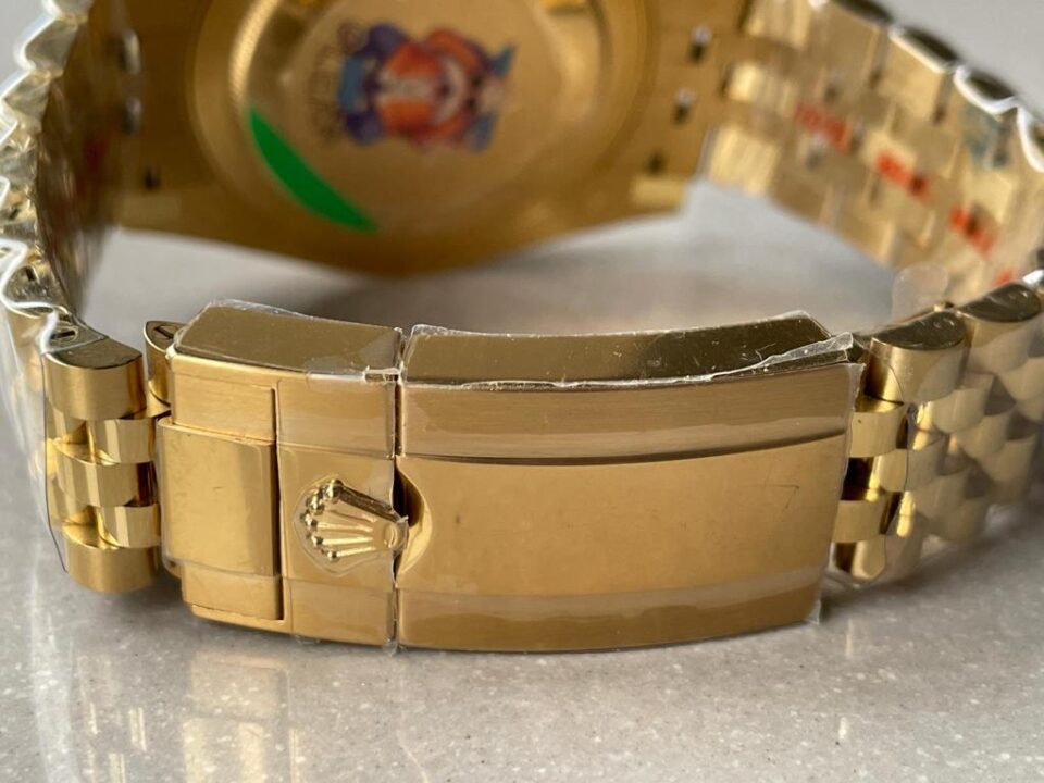 Clean Factory 1:1 Rolex GMT-Master II 126718 904L YG Black Dial Dots DD3285 CHS