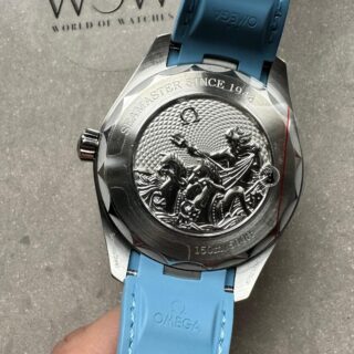 Aqua Terra GMT Worldtimer 43mm VSF 1:1 Best Edition Summer Blue Dial on Blue Rubber Strap A8938