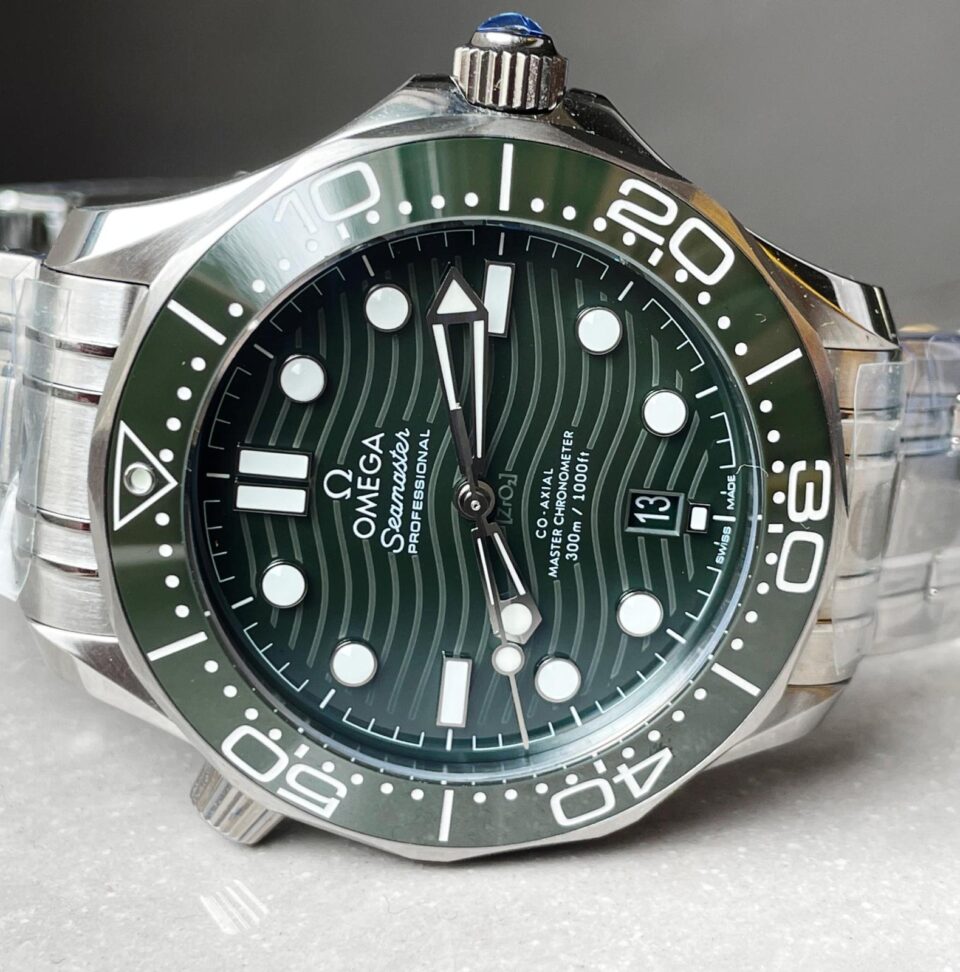 Seamaster Diver 300M SS/Green Ceramic Bezel ORF 1:1 Best Edition Green Dial on SS Bracelet A8800