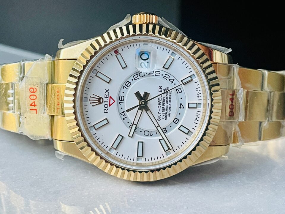 Noob FACTORY 1:1 Rolex Skydweller SS/YG Best Edition White Dial A23J