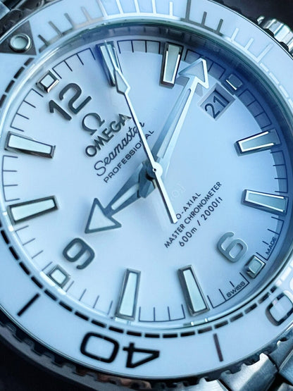 Planet Ocean Sea master 39.5mm White Real Ceramic VSF 1:1 Best Edition on SS strap A8906