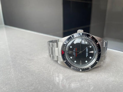 VINTAGE Rolex Milgauss 6541 PT Edition Black Dial on Rivet Bracelet