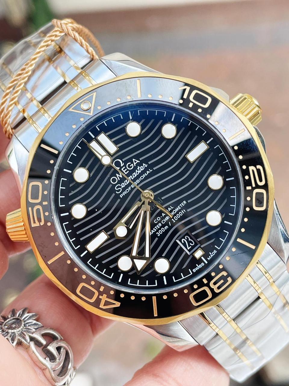 2018 Seamaster Diver 300M SS/YG VSF 1:1 Best Edition YG Bezel Black Dial on SS/YG Bracelet A8800
