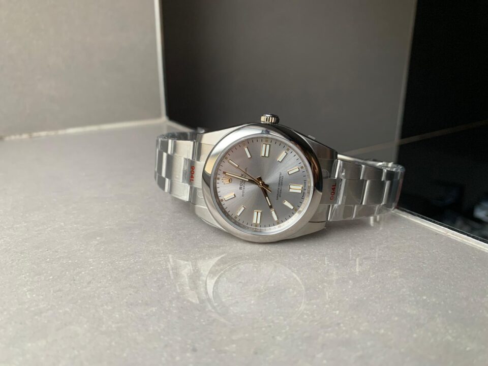 EW FACTORY 1:1 Rolex OYSTER PERPETUAL SILVER DIAL 41MM Asian A3230