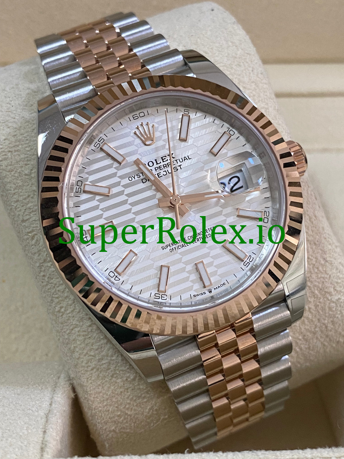 Rolex Datejust 41 Steel and Everose Gold Silver Fluted-Motif Dial Ref.126331